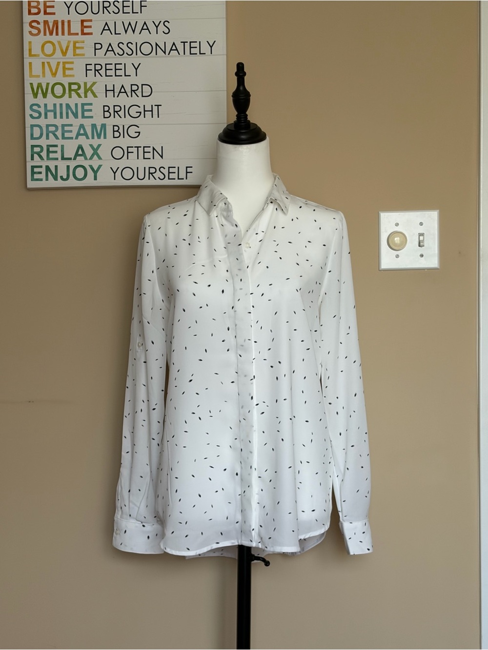 Apt. 9 White Button-Down Shirt with Black Micro Print